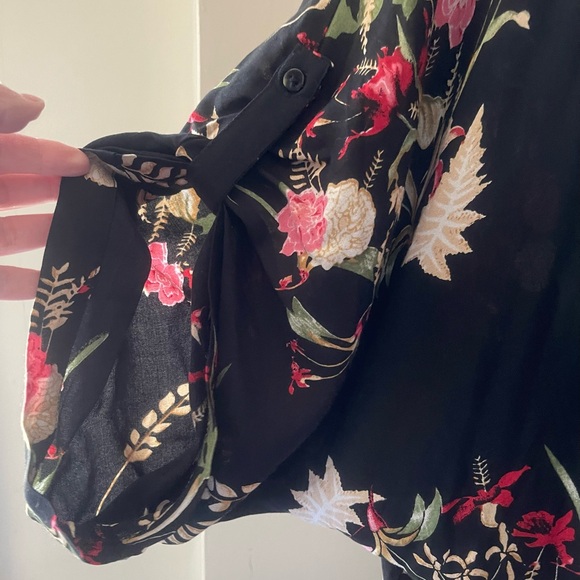 California Moonrise Floral Open Kimono Top Size Medium - Picture 3 of 11